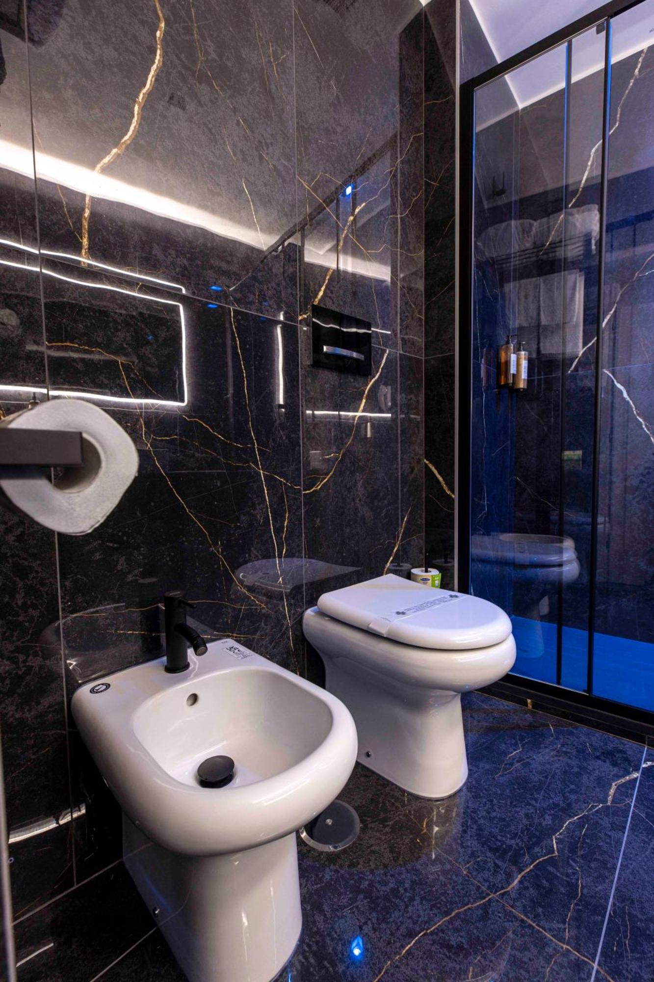 At Luxury Navona 2 Rome